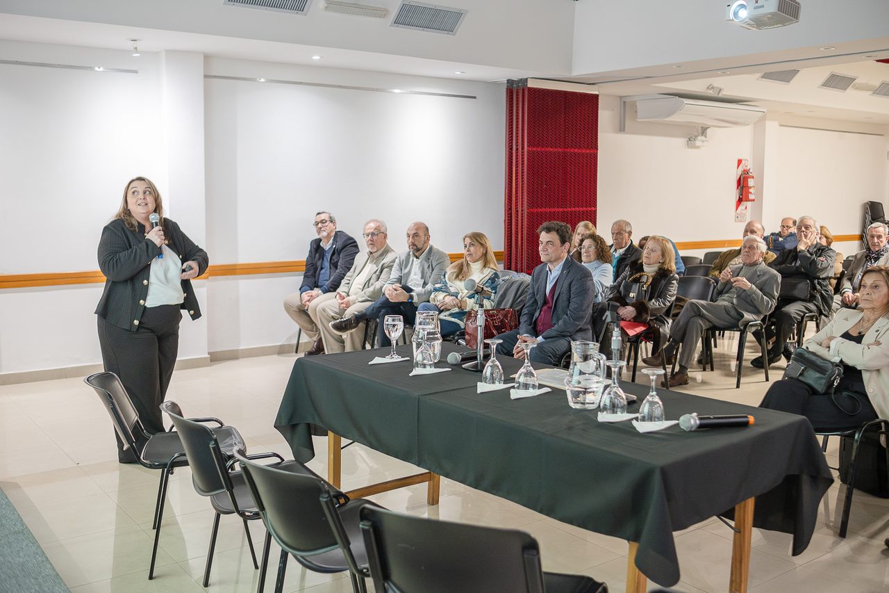 Cobertura fotográfica de congresos y disertaciones en La Plata